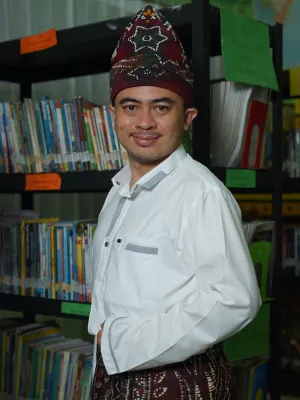 Fajar Kurnia, S.Pd., M.Pd., Gr.
